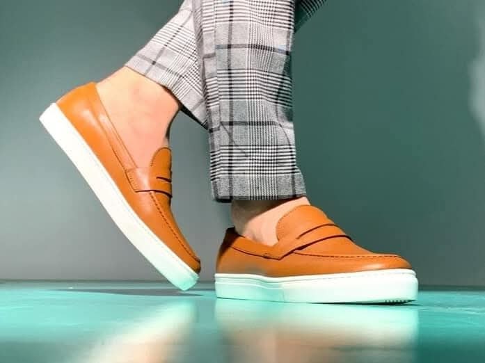 جلد طبيعي عالي الجودة